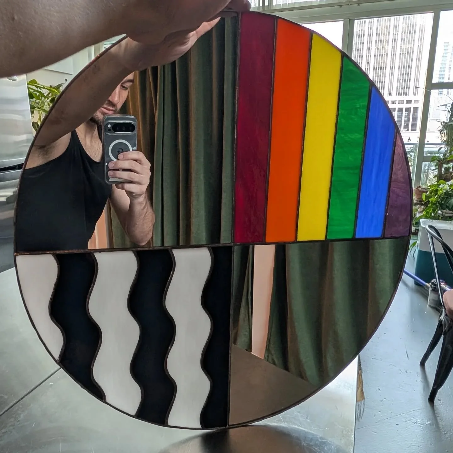 20" dia mirror
October 2025