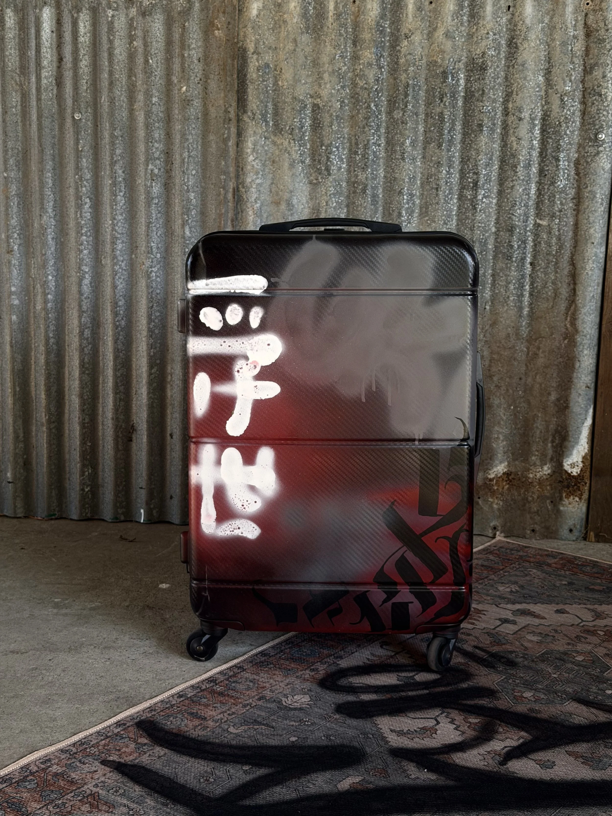 GRAFFITI SUITCASE - RED