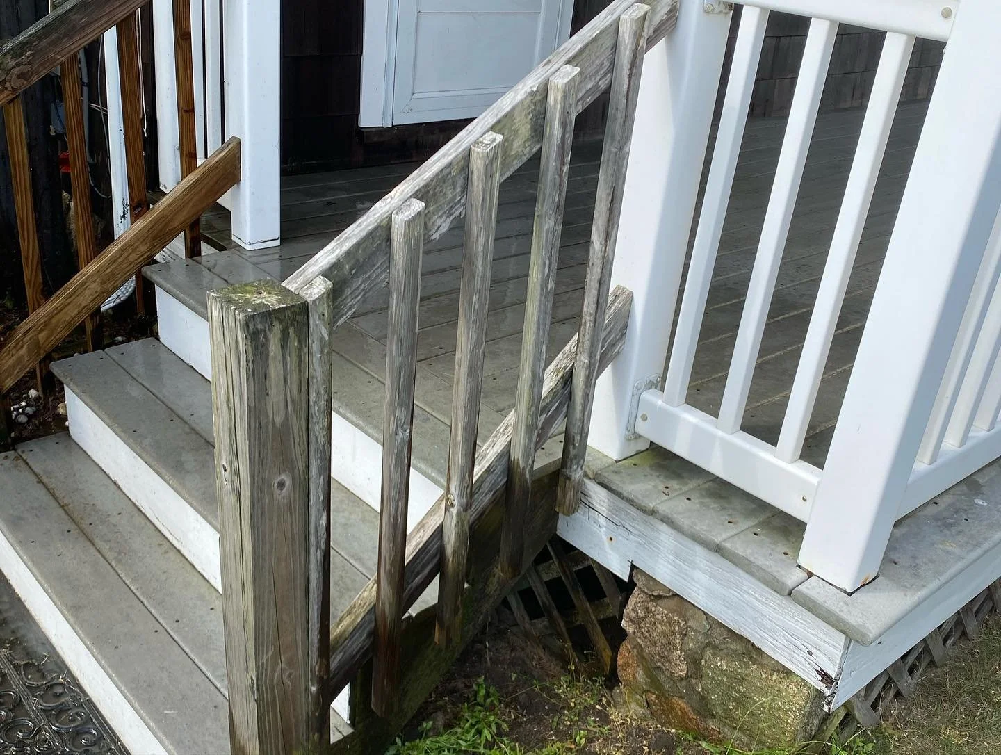 Pressure washed a beautiful houses deck in Charlestown right near the beach. If your interested in pressure washing hit us up❗️❗️❗️❗️