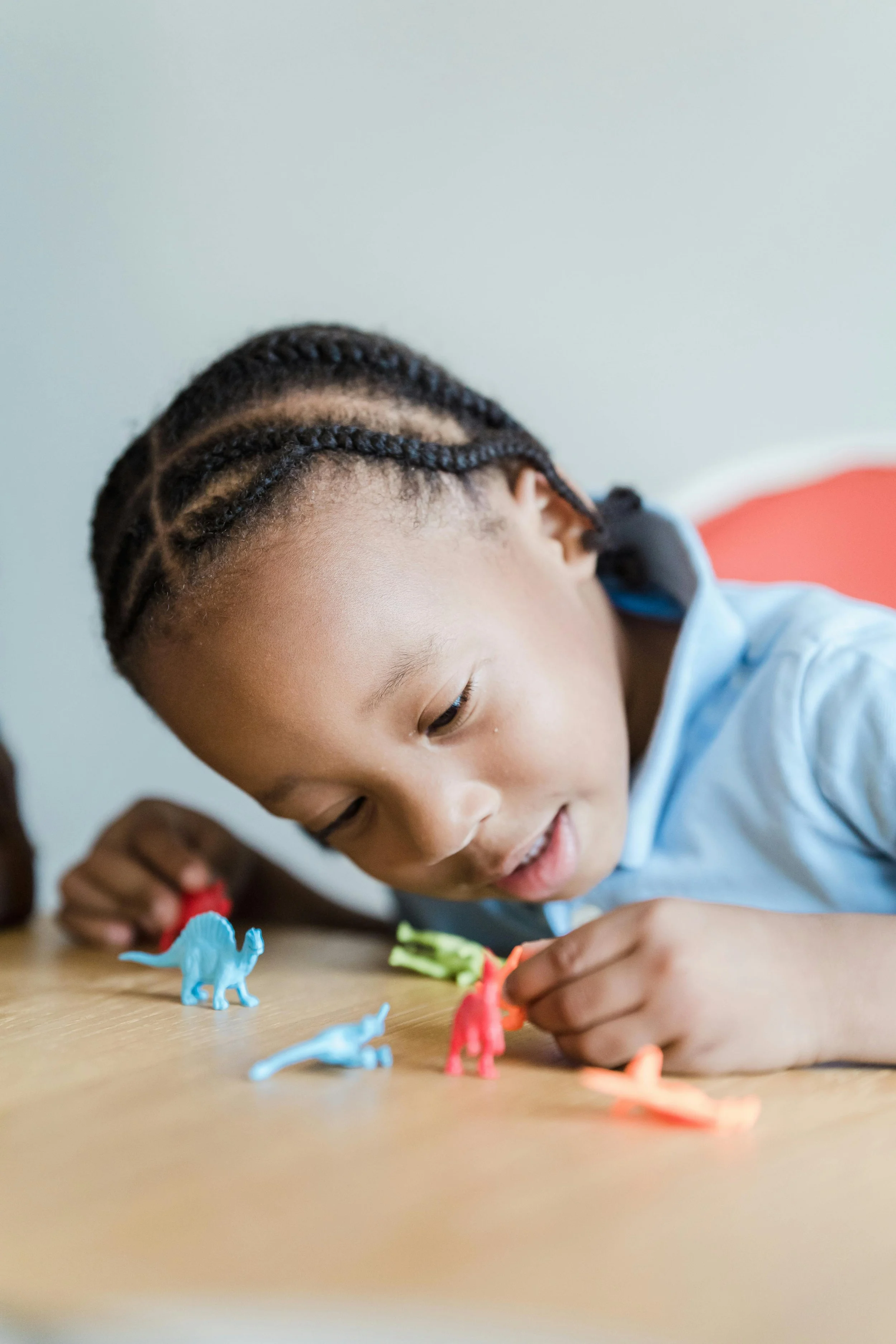 young boy playing in speech and language therapy at connect to communicate