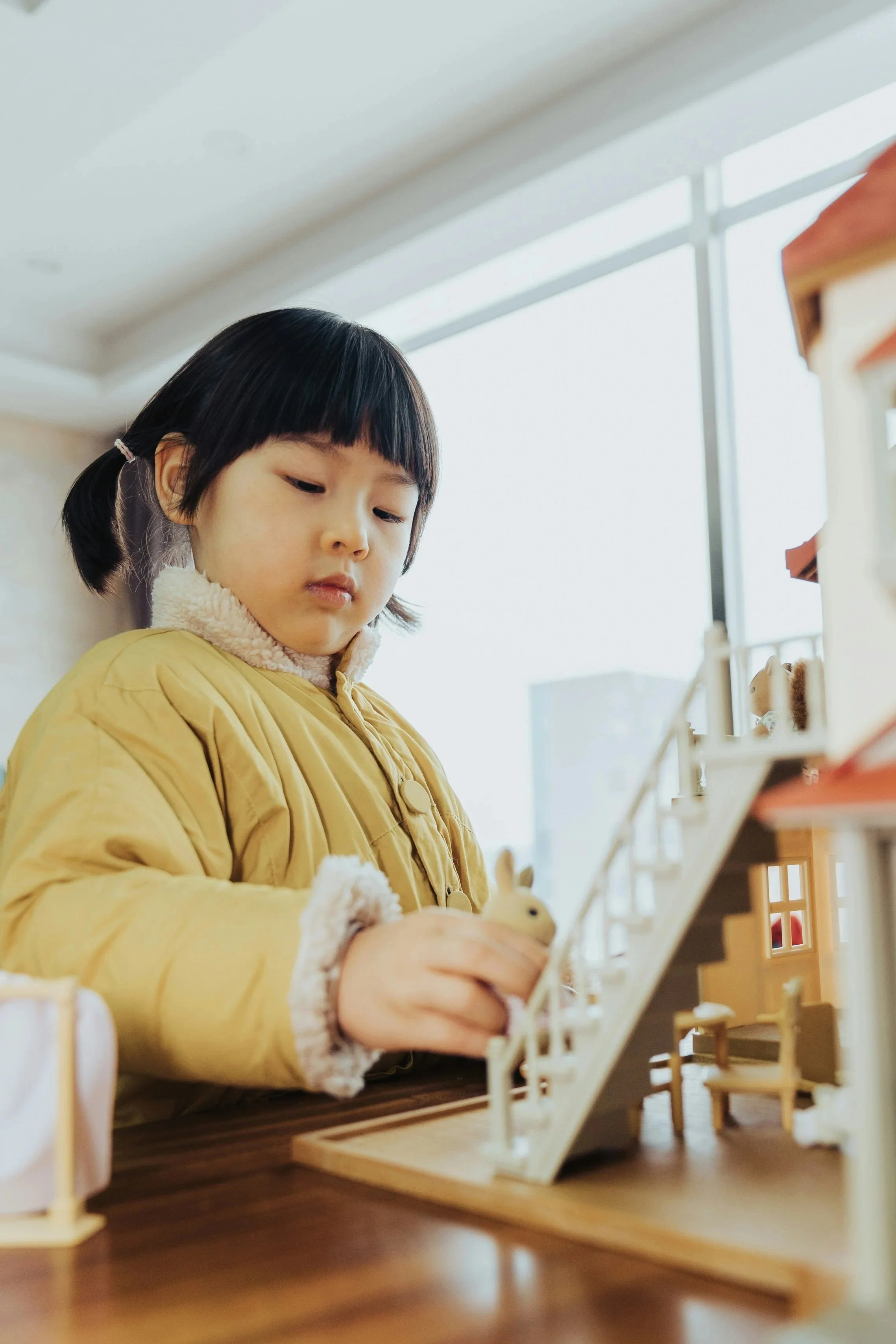 little girl playing in speech therapy in East Brunswick