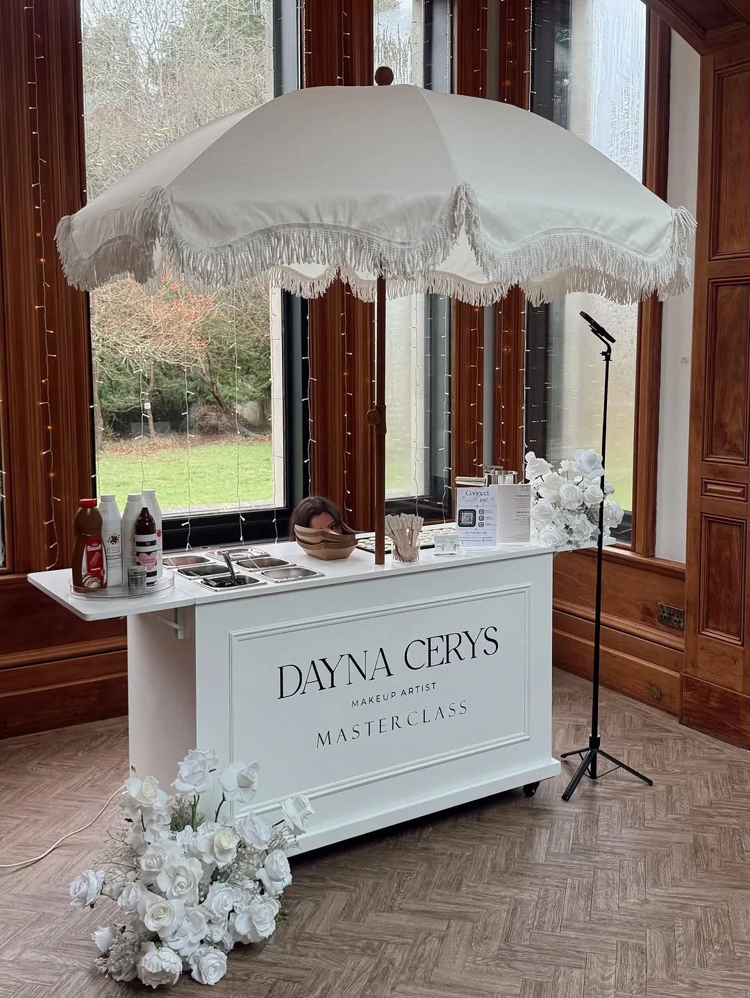 Luxury wedding makeup by Dayna Cerys for a soft and radiant bridal look.