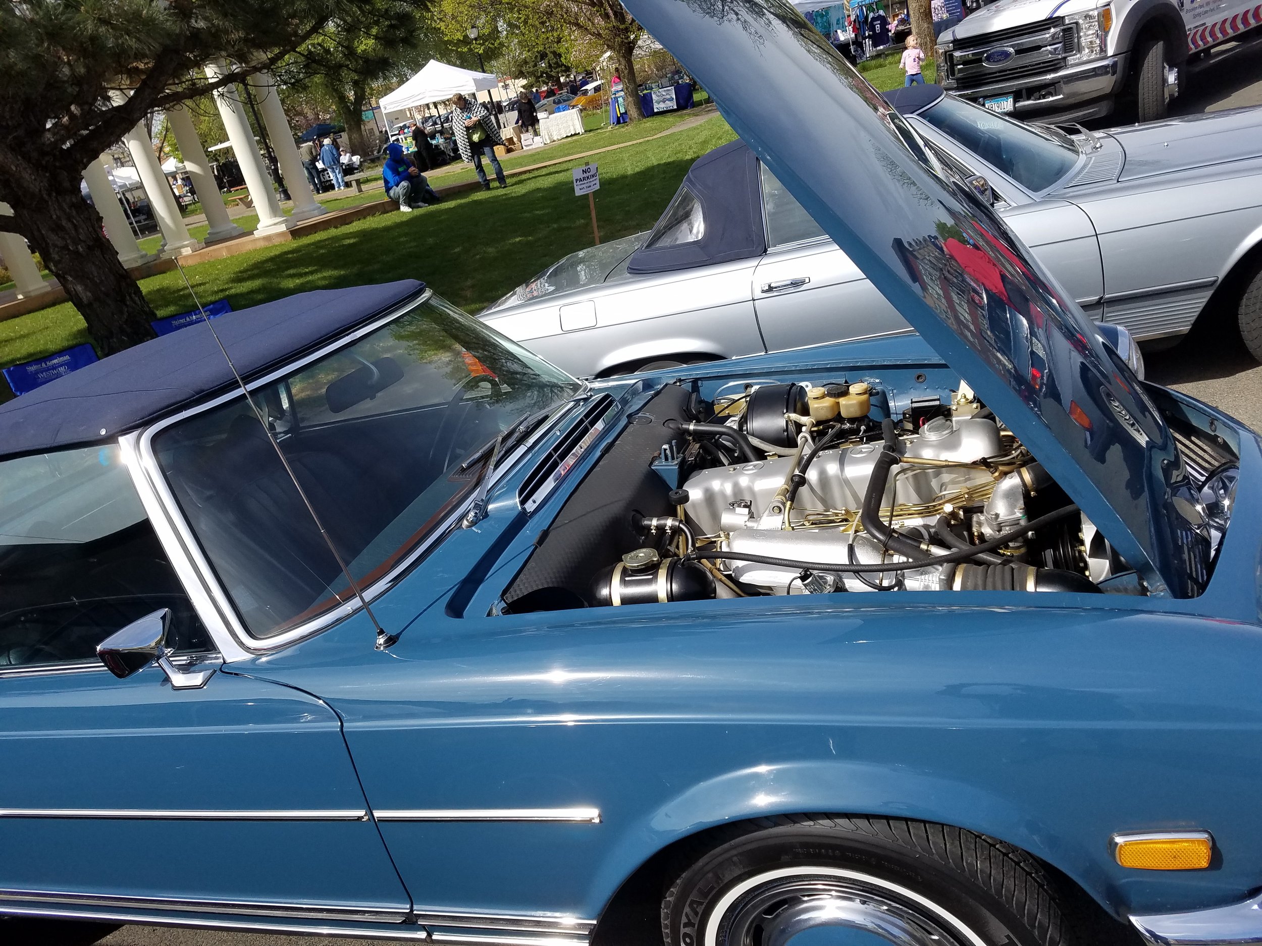 Lions Roar Car Show