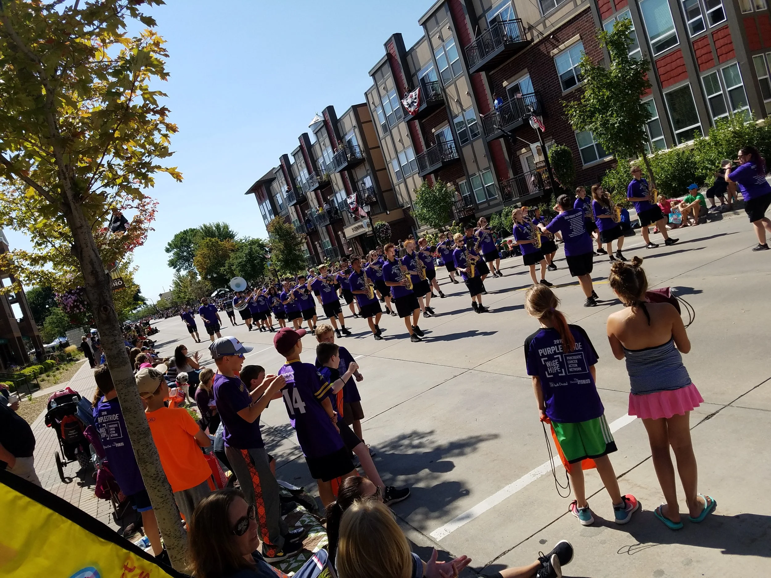 Osseo Lions Roar Parade