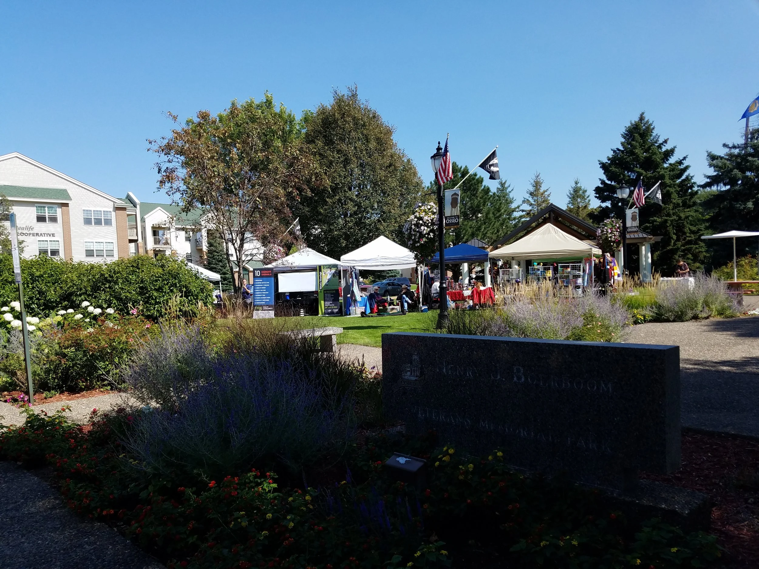 Lions Roar Vendor Pop-up Event