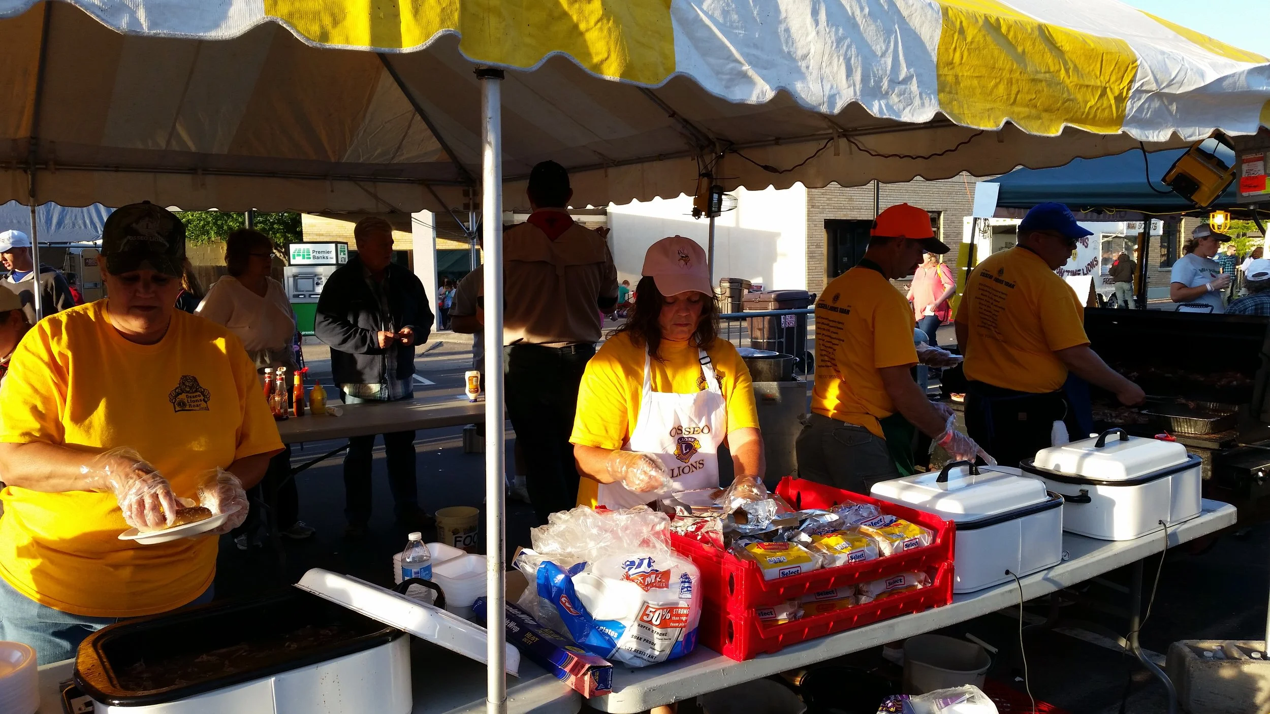 Lions Food Tent - Lions Roar