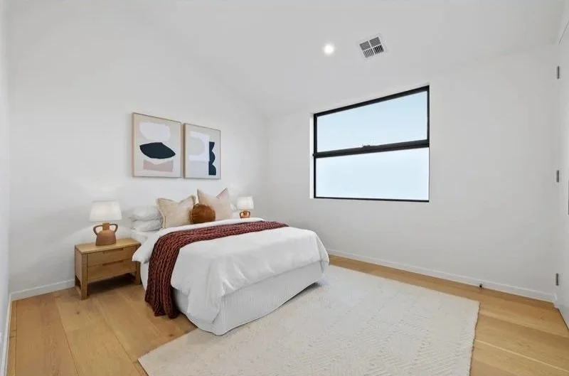 Bedroom with highlight window, Bentleigh townhouse