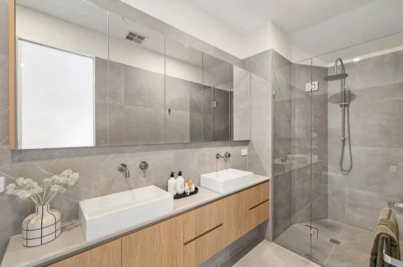 Ensuite with twin basins and timber vanity, Bentleigh townhouse
