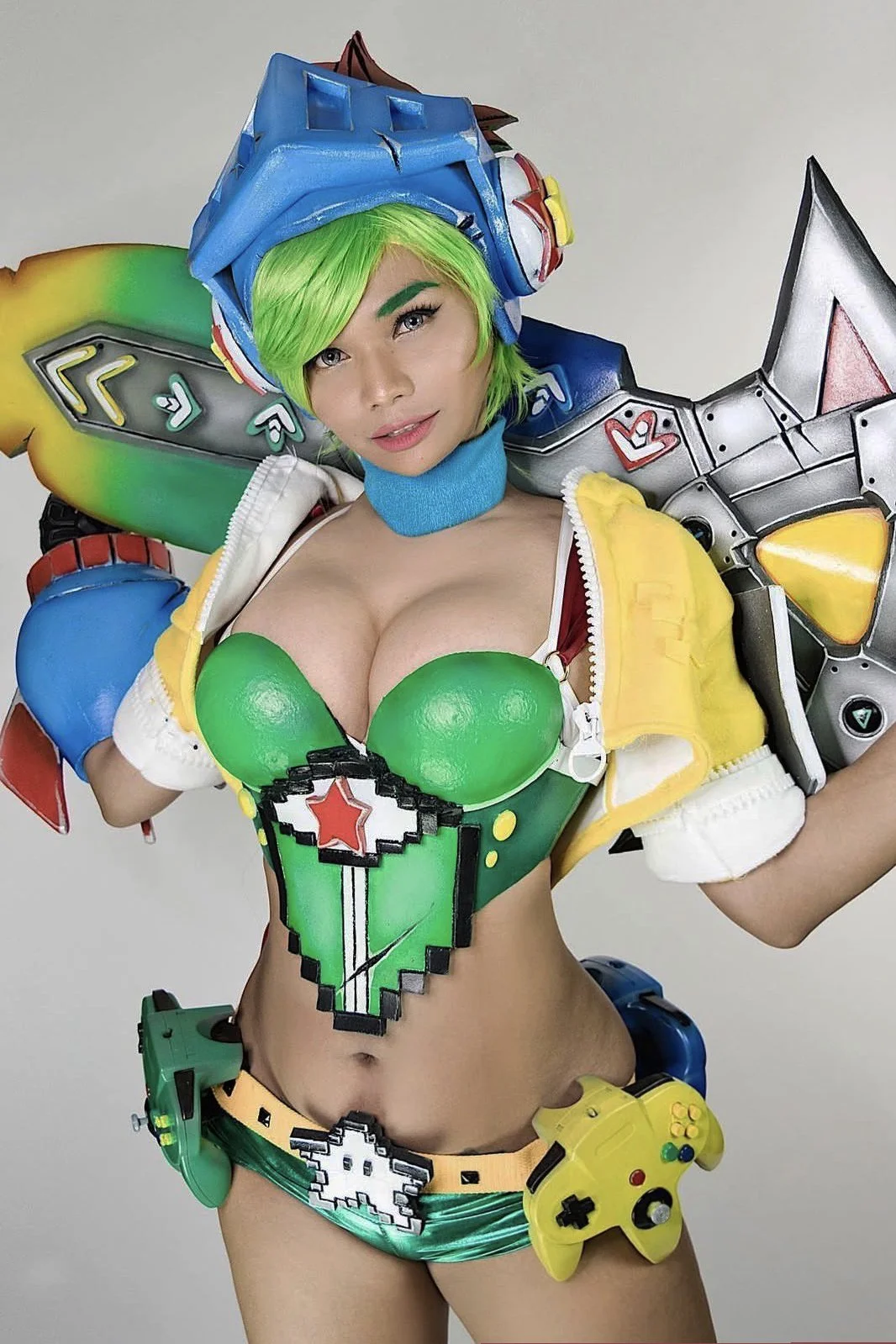Character: Arcade Riven/Franchise: League of Legends