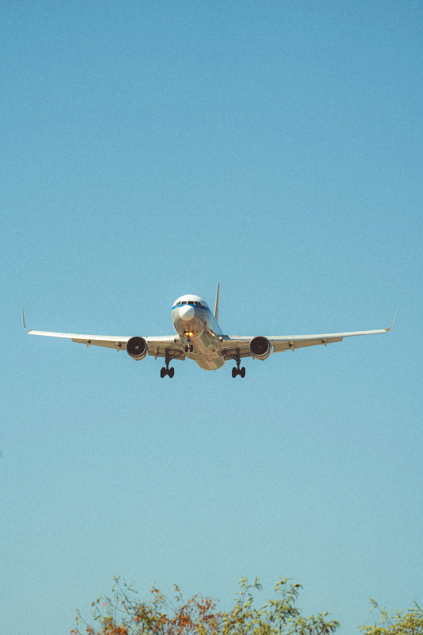 A Boeing 767 on final approach at runway 07L at Frankfurt Airport. This particular 767 was Condor's retro livery, registered as D-ABUM. It was firstly delivered to China Southern Airlines in May 1994. After four years of flying in China, it came to E