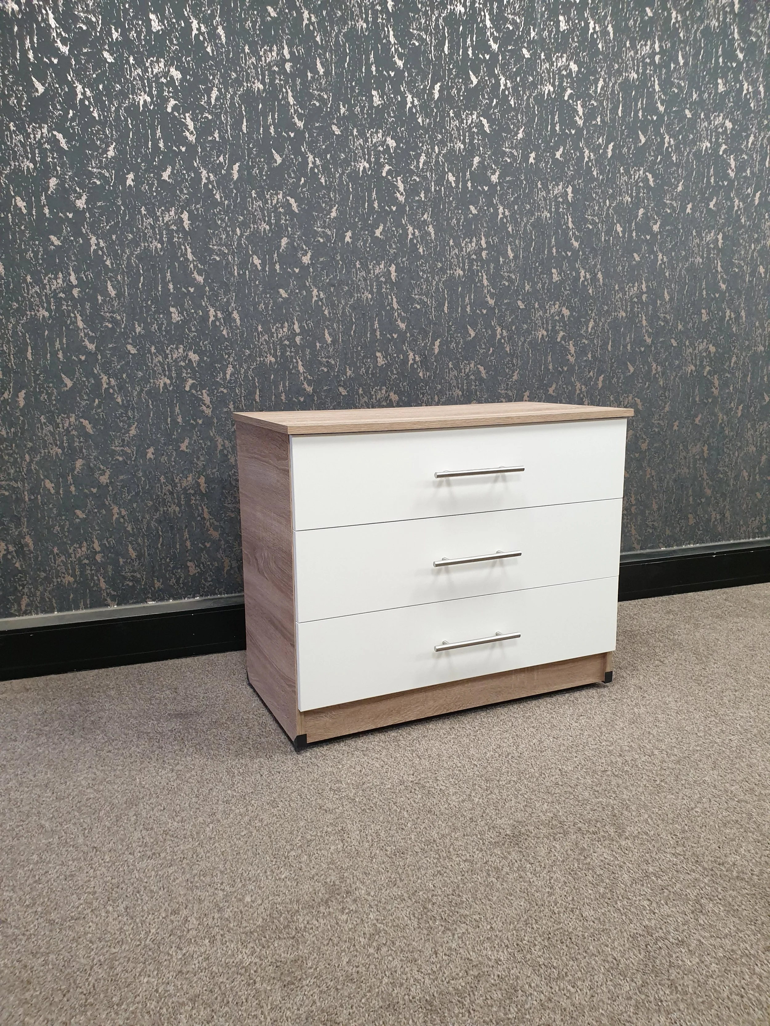 Nova 3 drawer chest