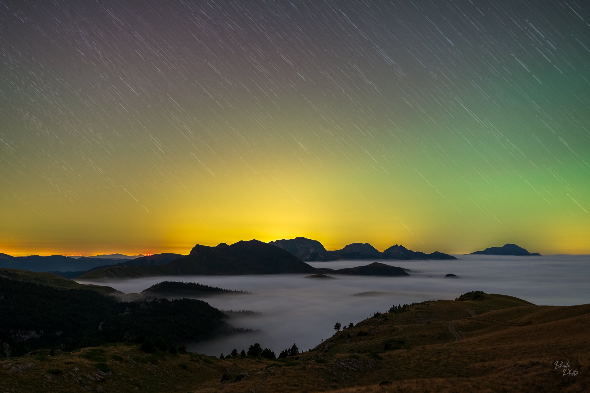 Mer de nuages nocturne