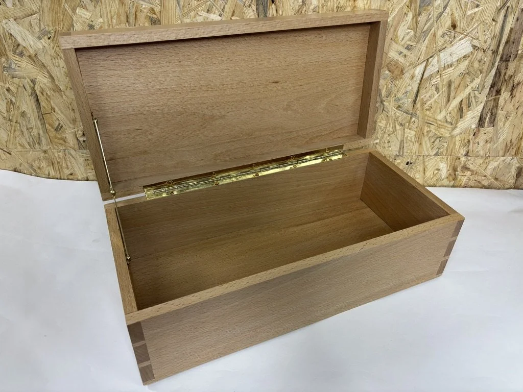 Beech Hand-cut Dovetail Tool Box
