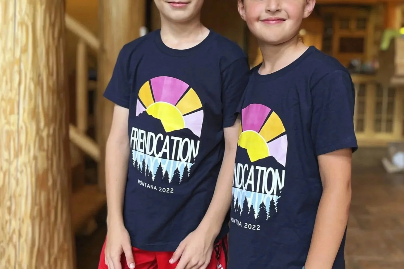 2022 FRIENDCATION  |  T-Shirt