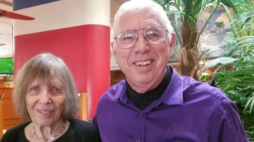 Garth with poet Linda Pastan 11-8-2018