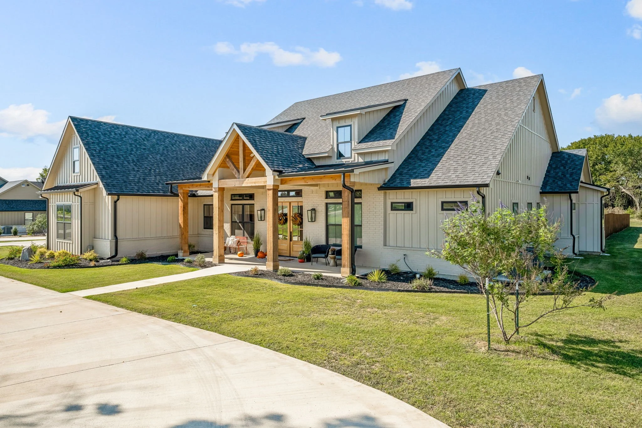 3-web-or-mls-Creekside-15.jpg