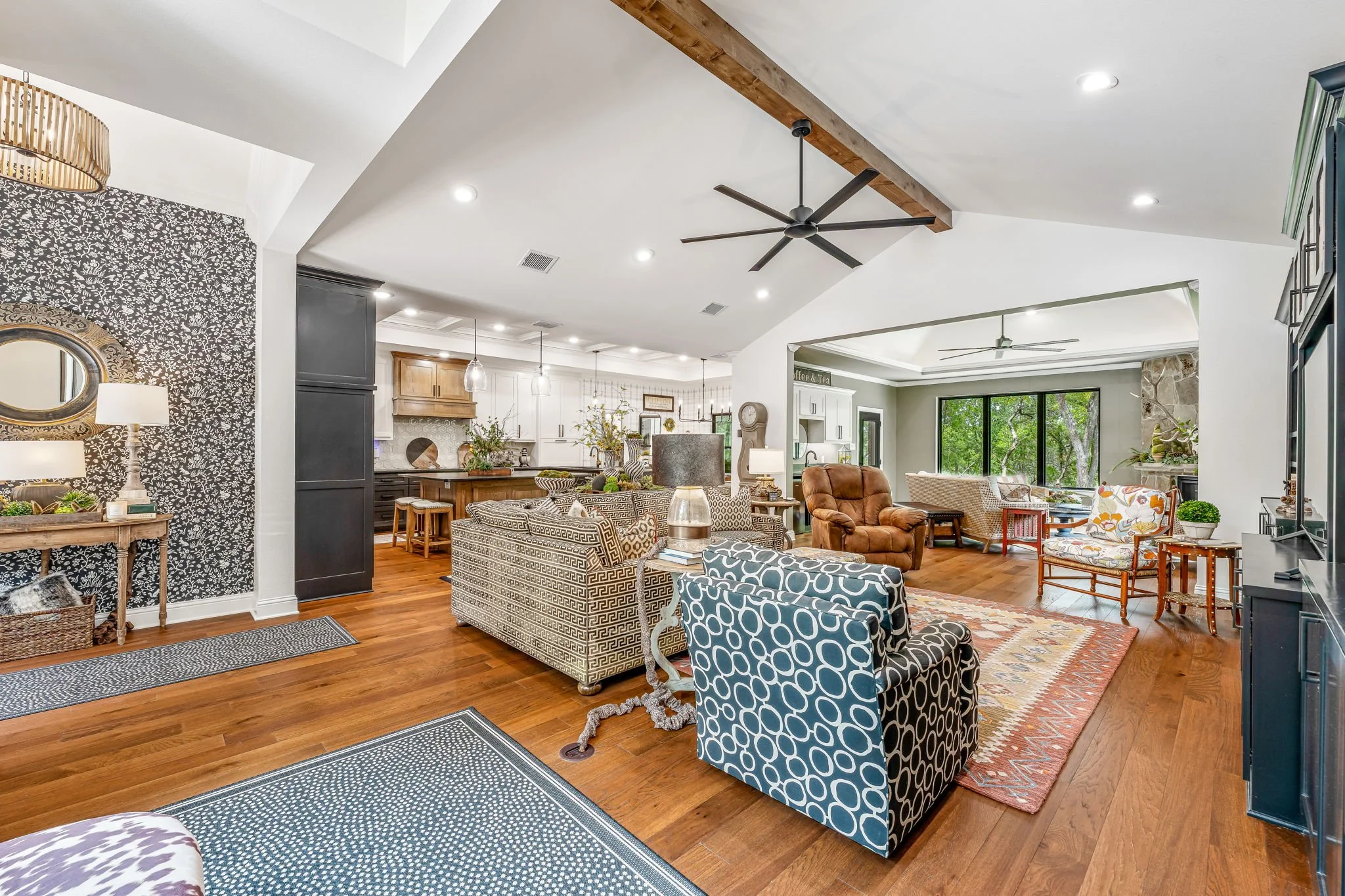 12-web-or-mls-Ravenswood-23.jpg