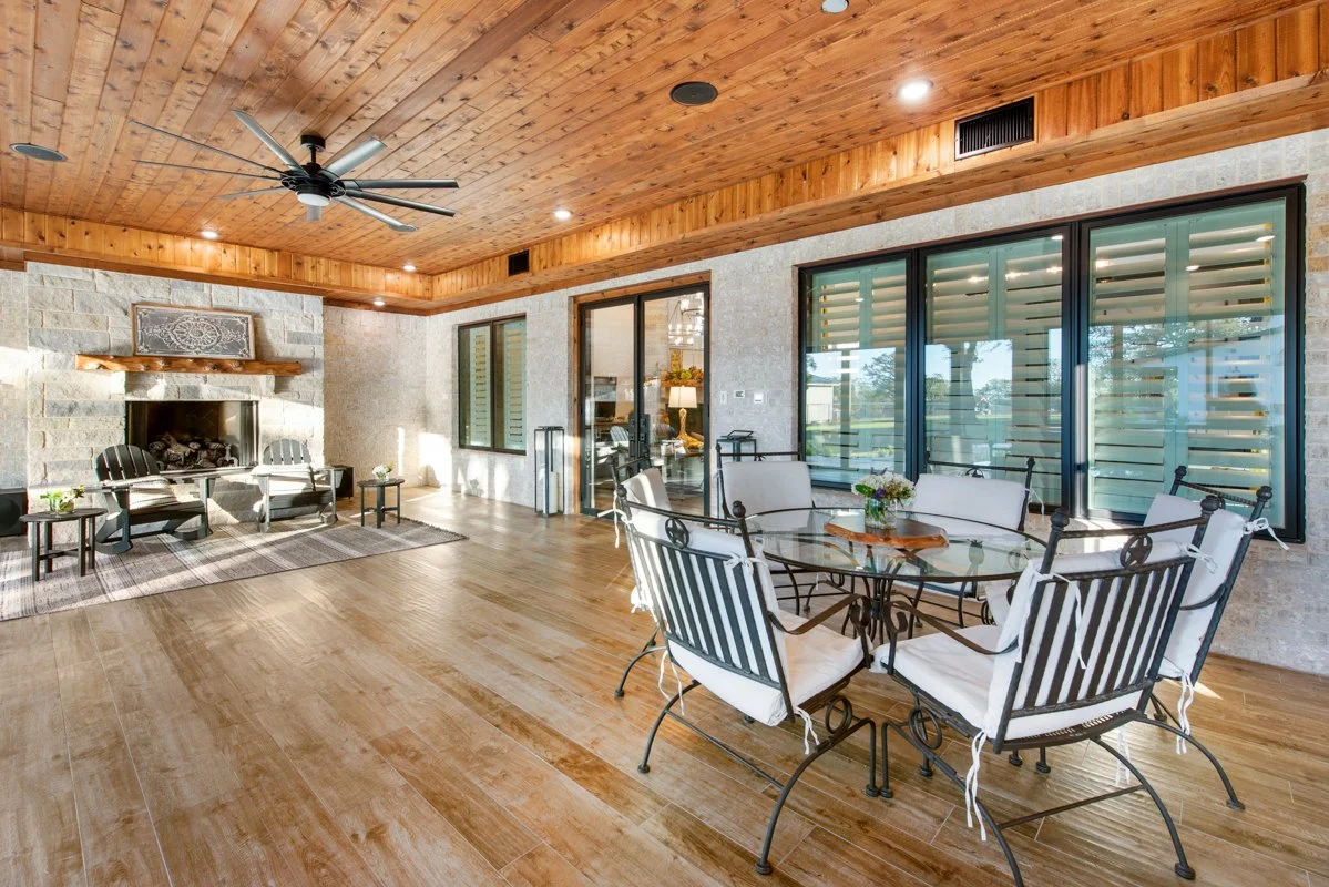 Enclosed Patio-4.jpg