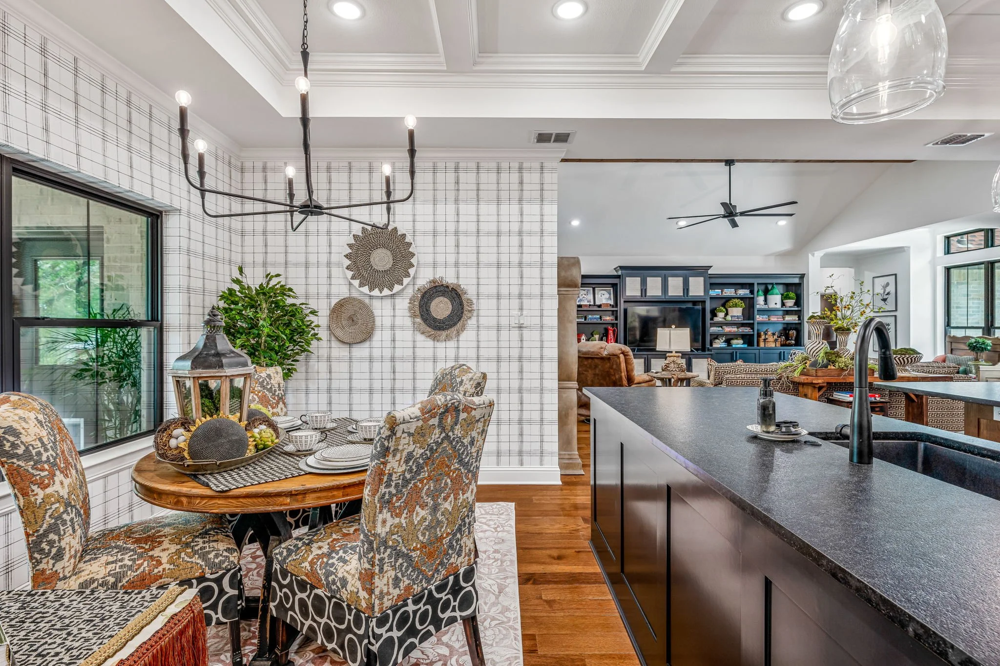 32-web-or-mls-Ravenswood-37.jpg