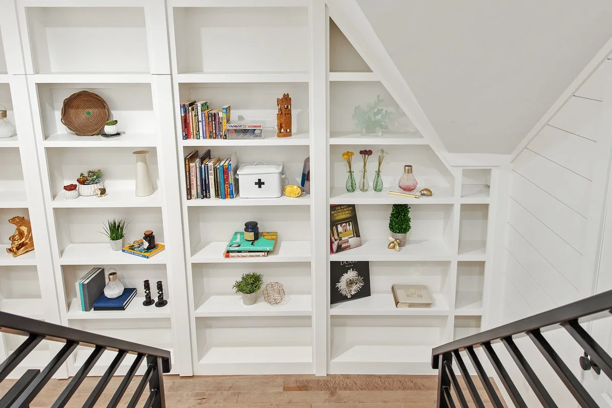 Bookshelf with Secret Entry_.jpg