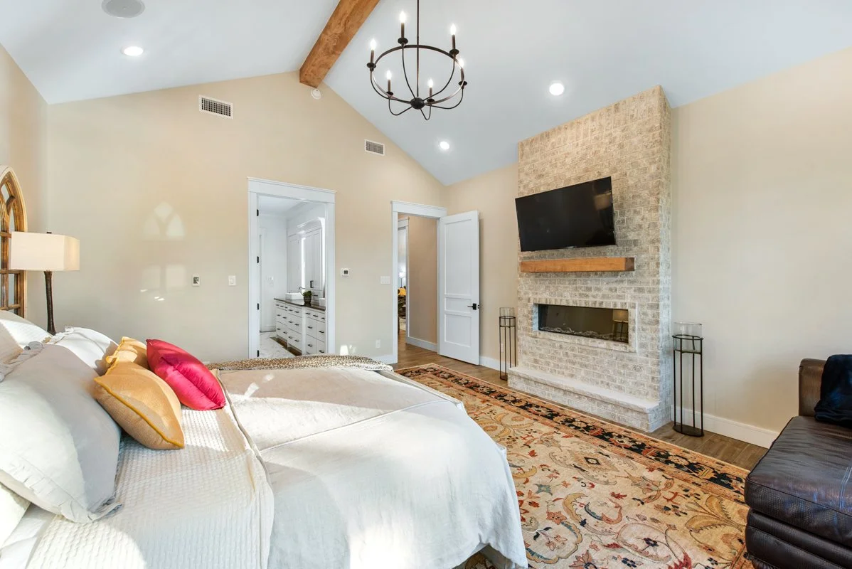 Main Suite-3.jpg