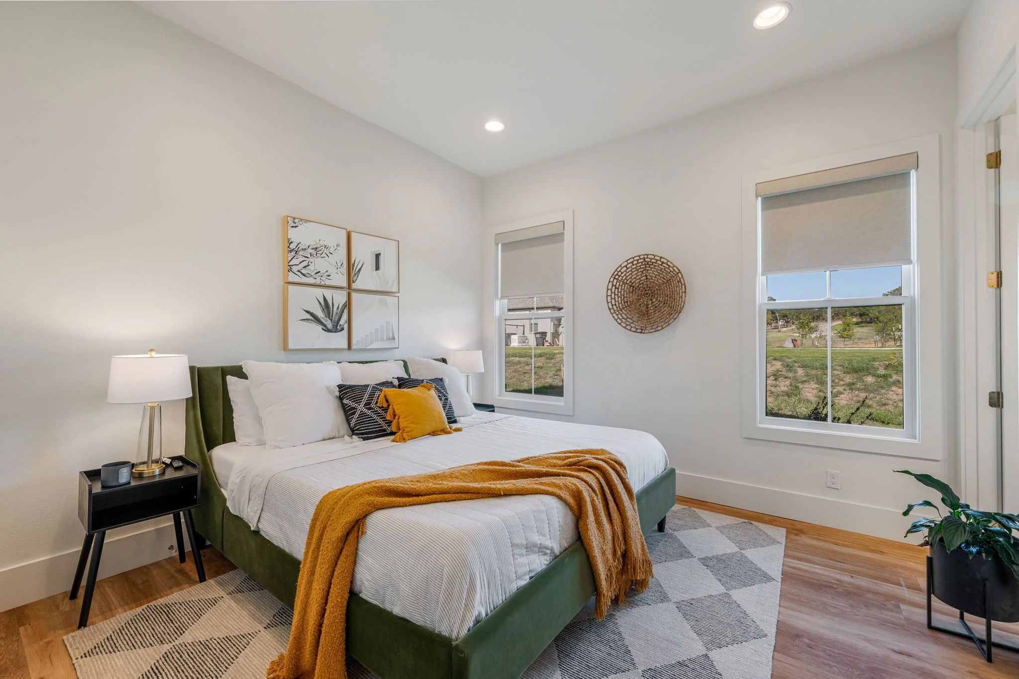 36-web-or-mls-Creekside-51.jpg