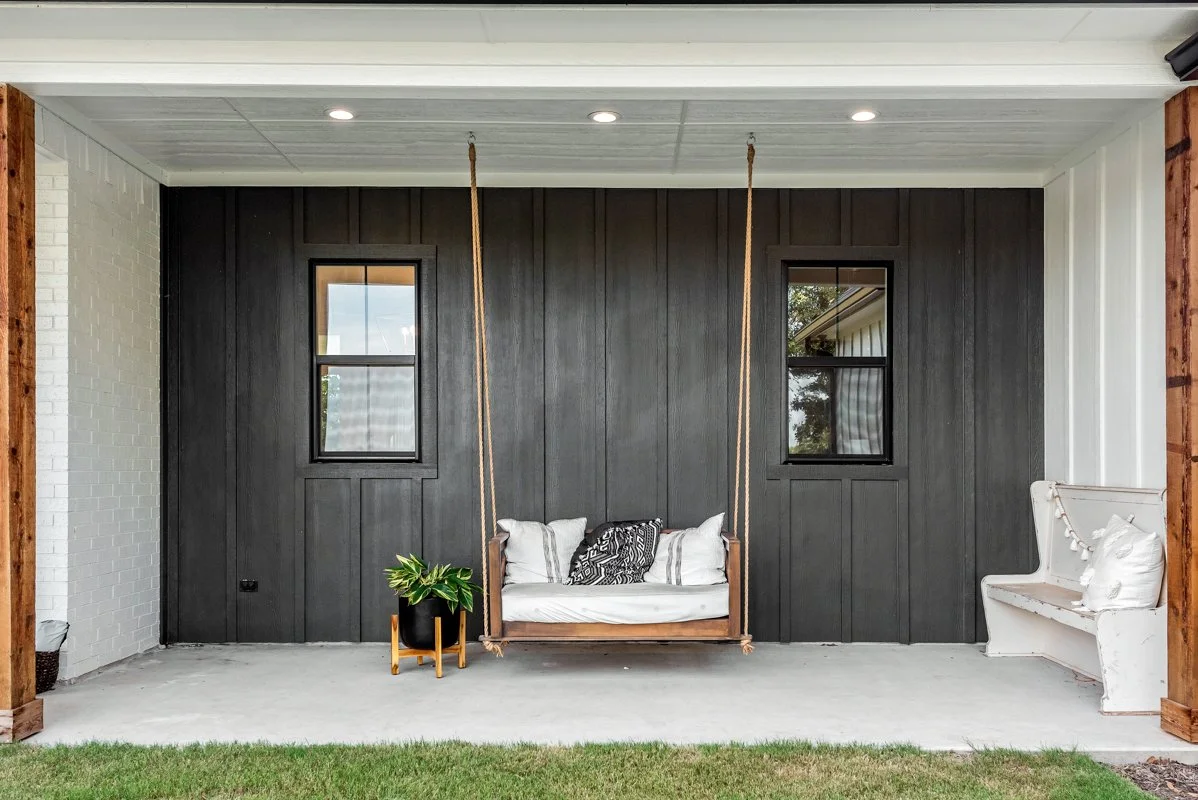 Front patio.JPG