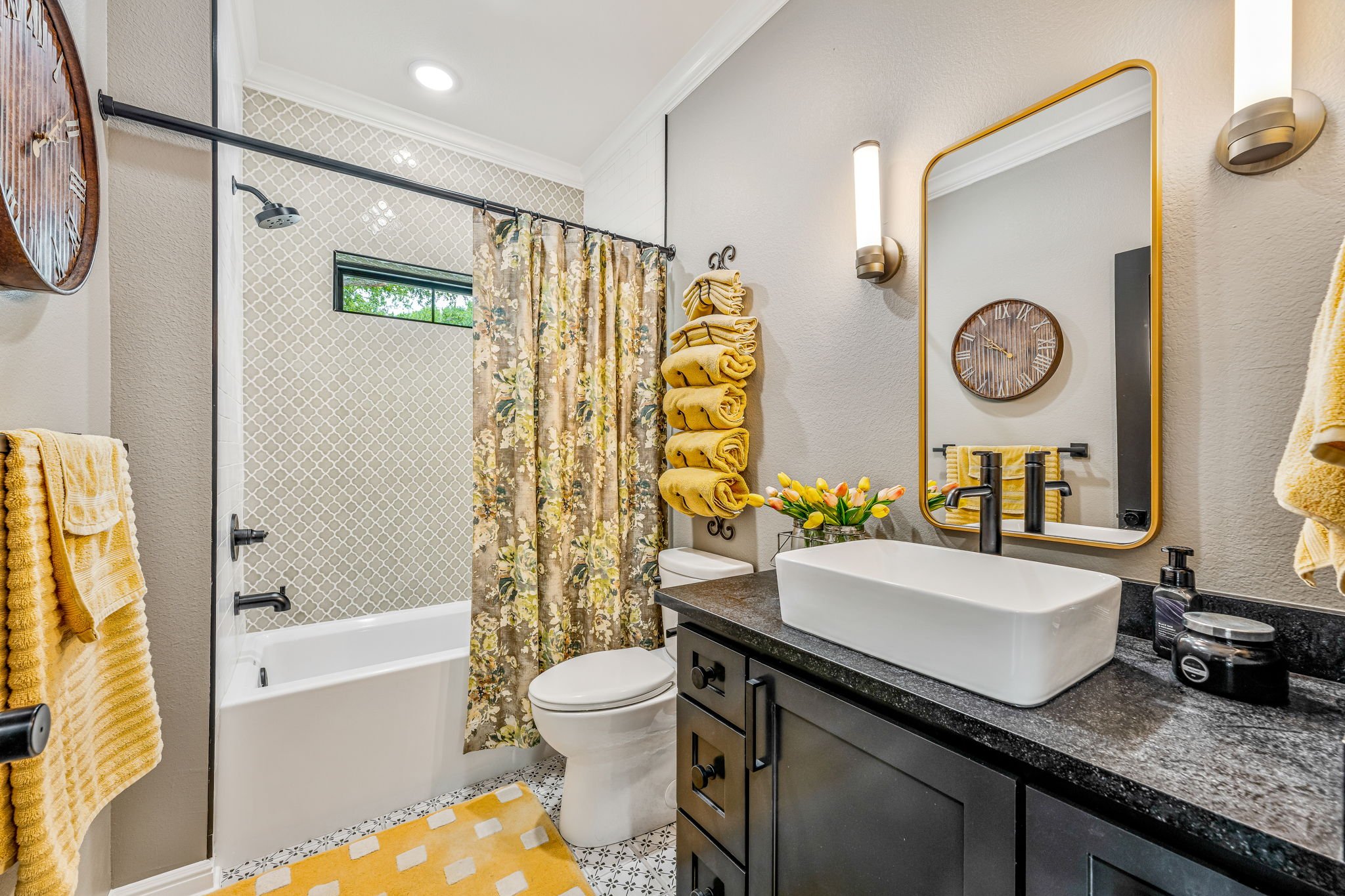 17-web-or-mls-Ravenswood-12.jpg