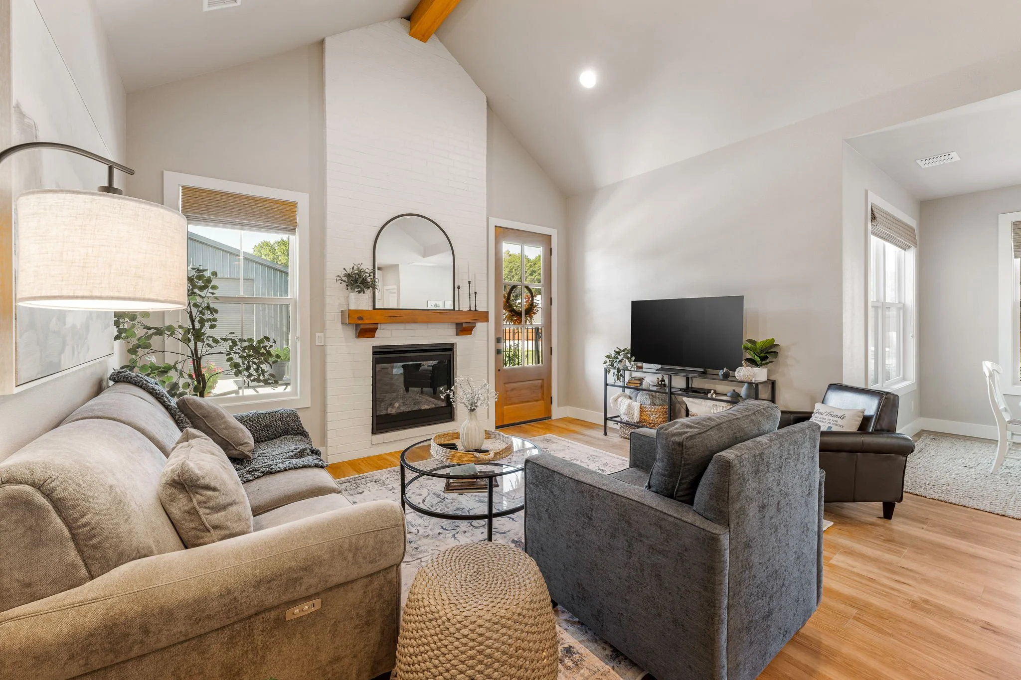 57-web-or-mls-Creekside-59.jpg