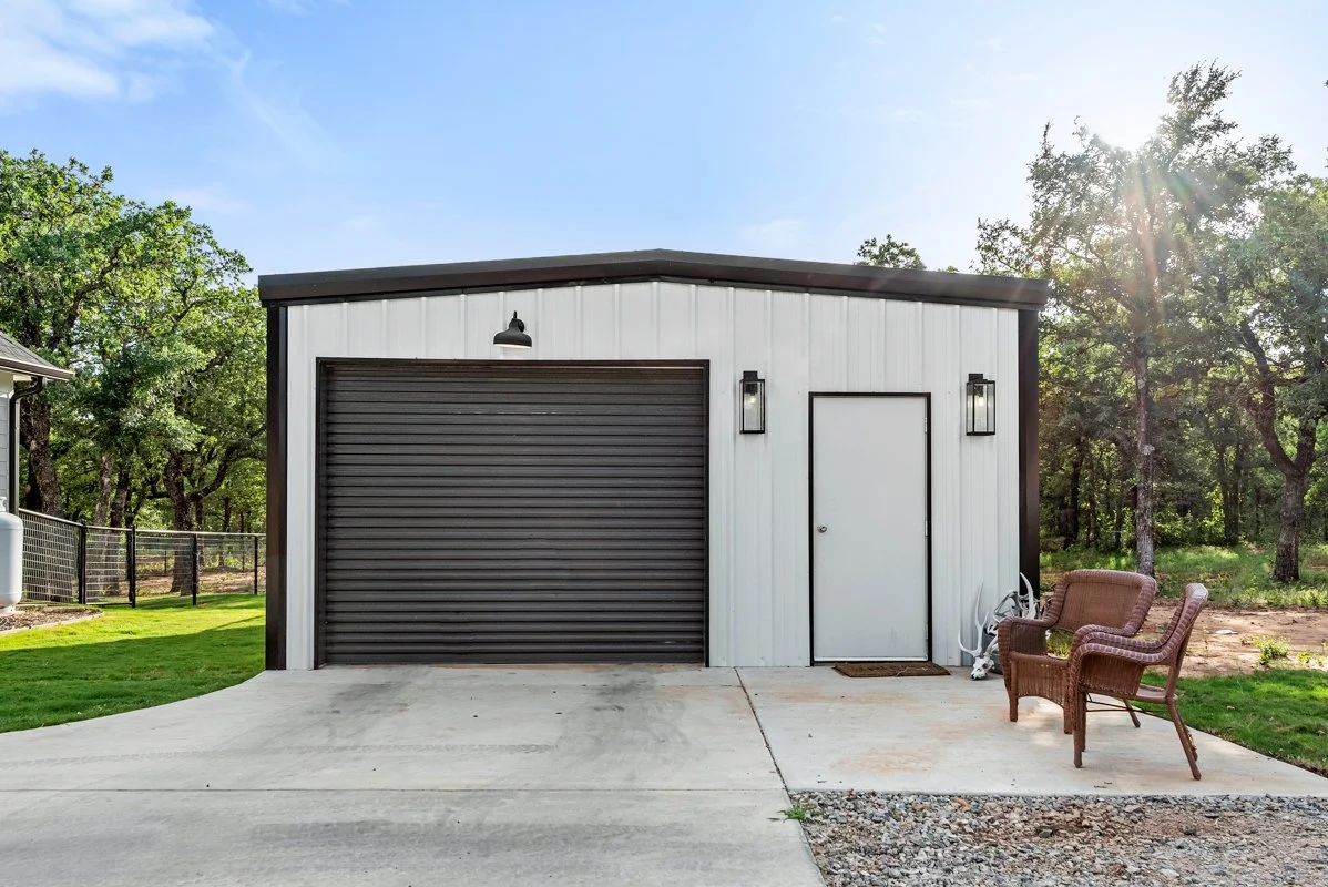 Garage.JPG