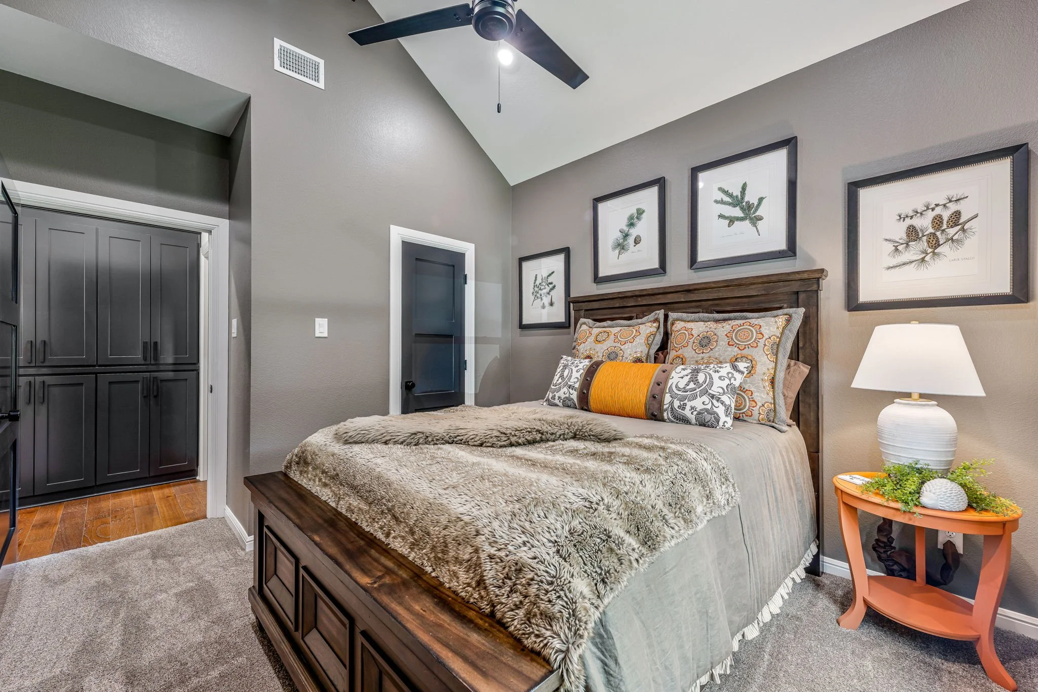 20-web-or-mls-Ravenswood-15.jpg