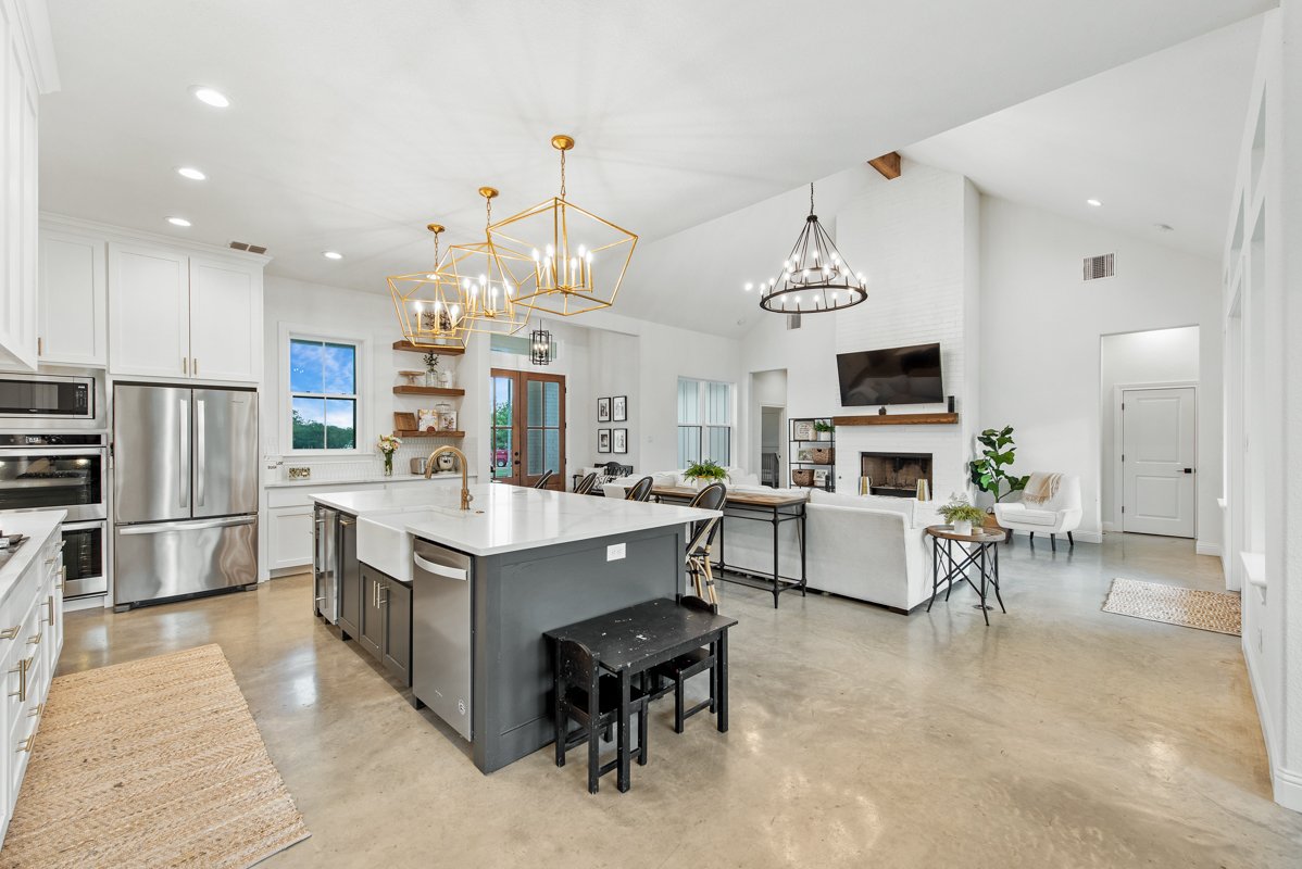Kitchen-5.JPG