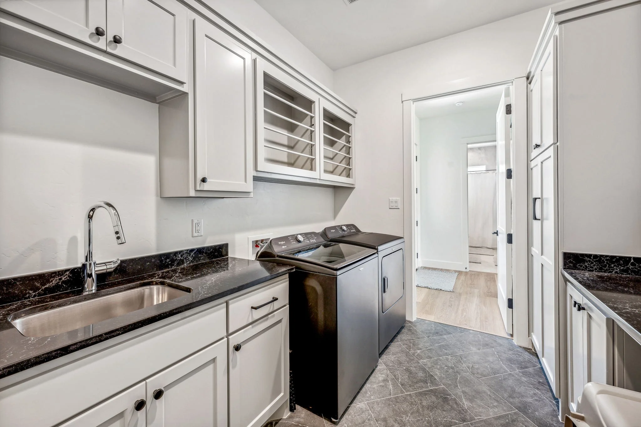 37-web-or-mls-BeddoBluff-10.jpg