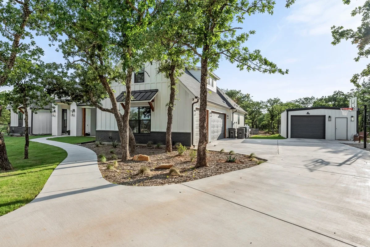 Home and Garage.JPG