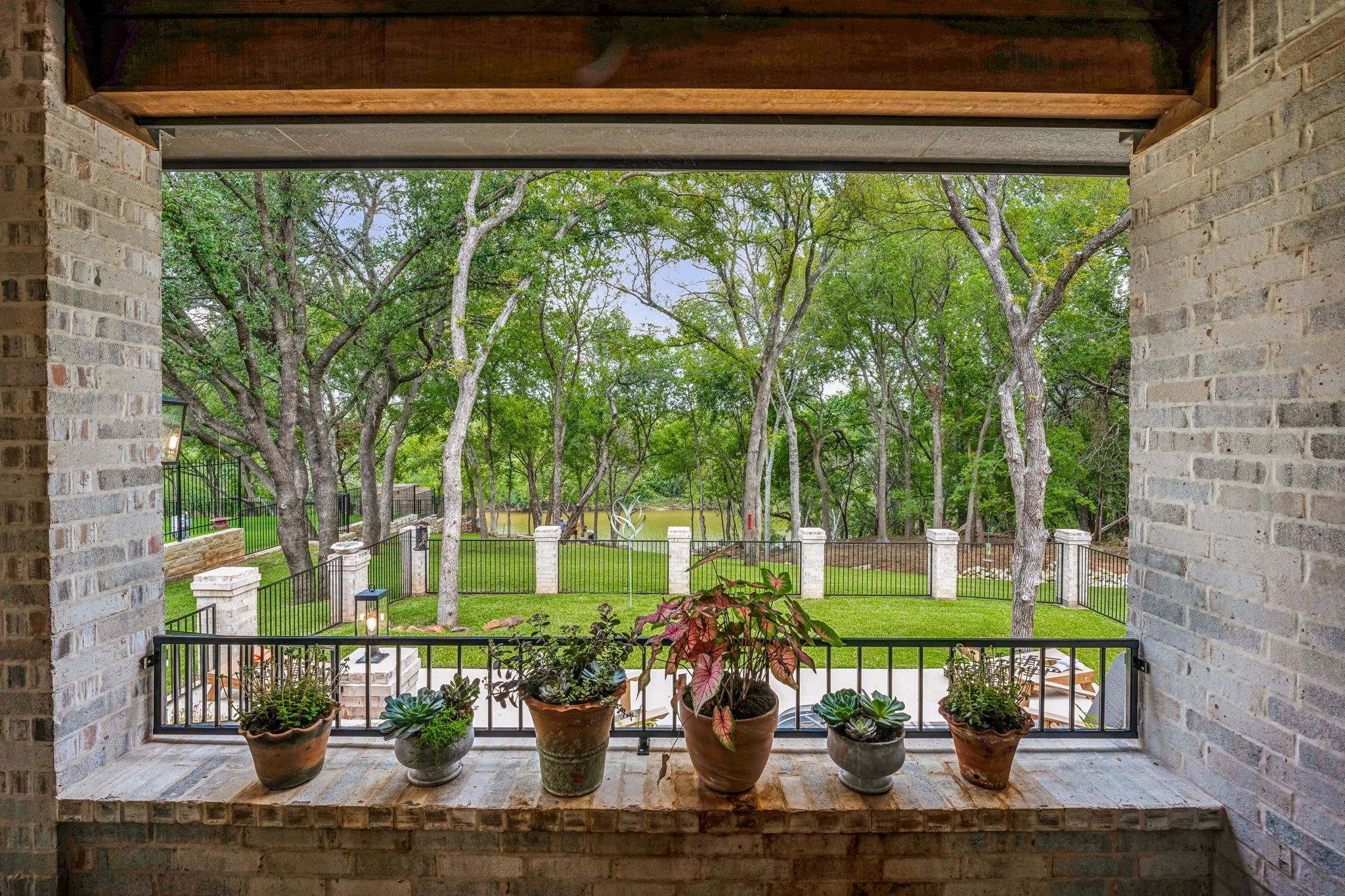 51-web-or-mls-Ravenswood-1.jpg