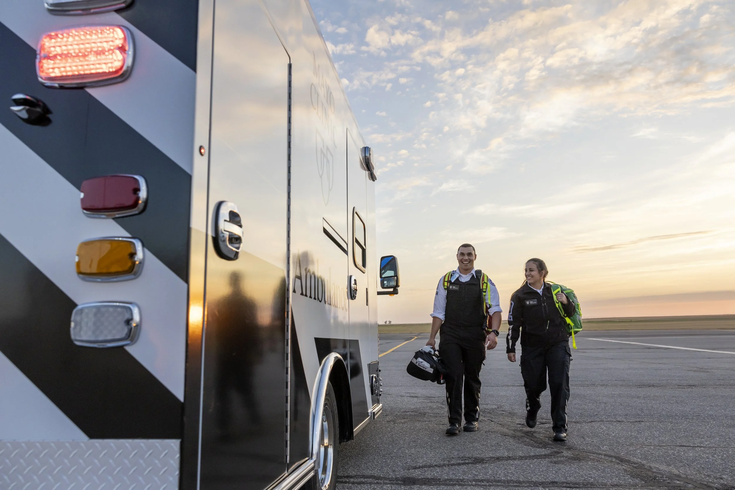 Mayo_Ambulance_01455_F.jpg