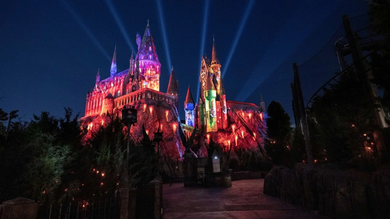 Castle Projections during Hogwarts Always and Universal Islands of Adventure