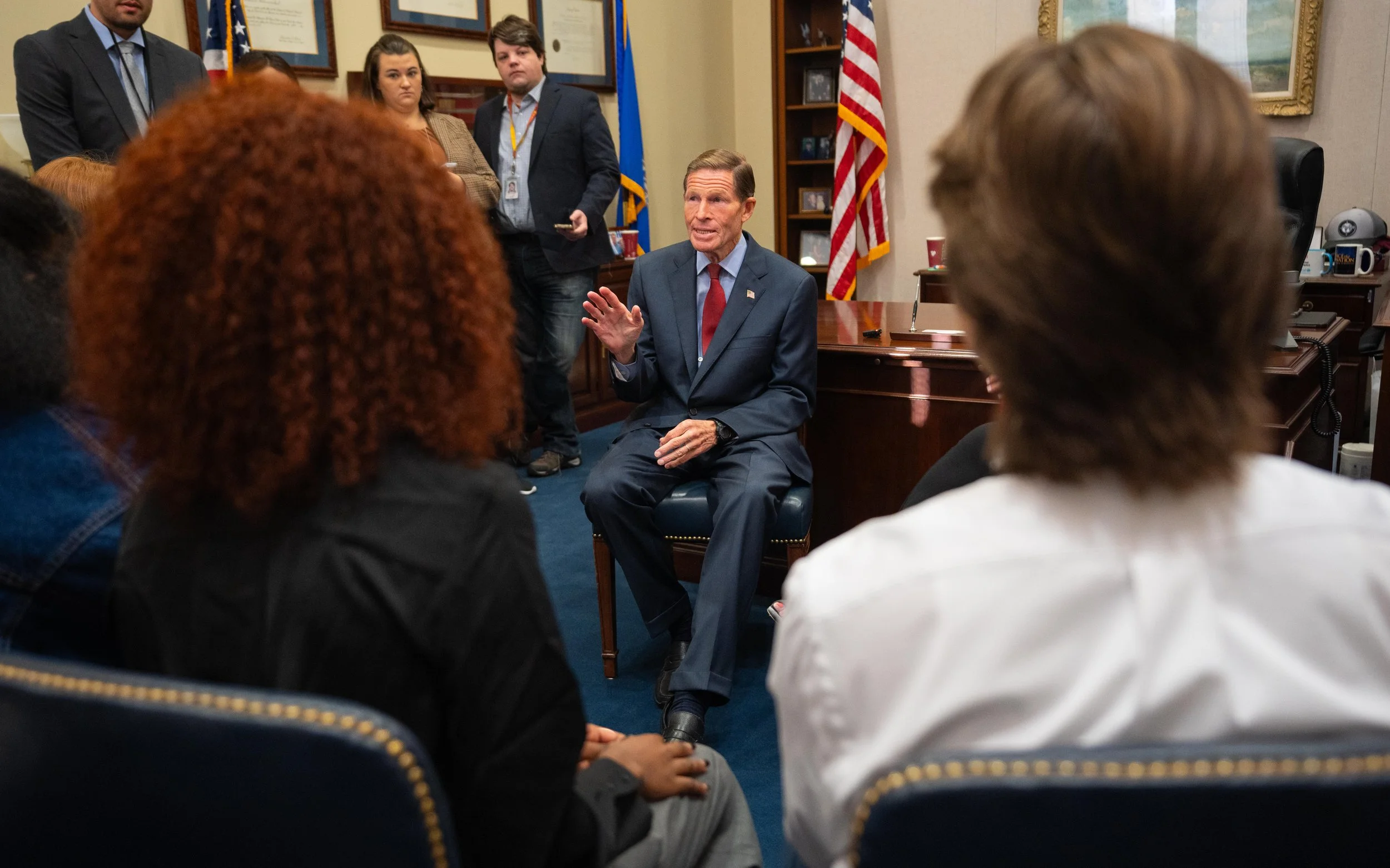 Sen. Richard Blumenthal speaks with a group of young Internet safety advocates in his office.