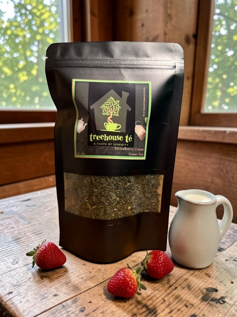 Strawberry Cream Green Tea 4oz