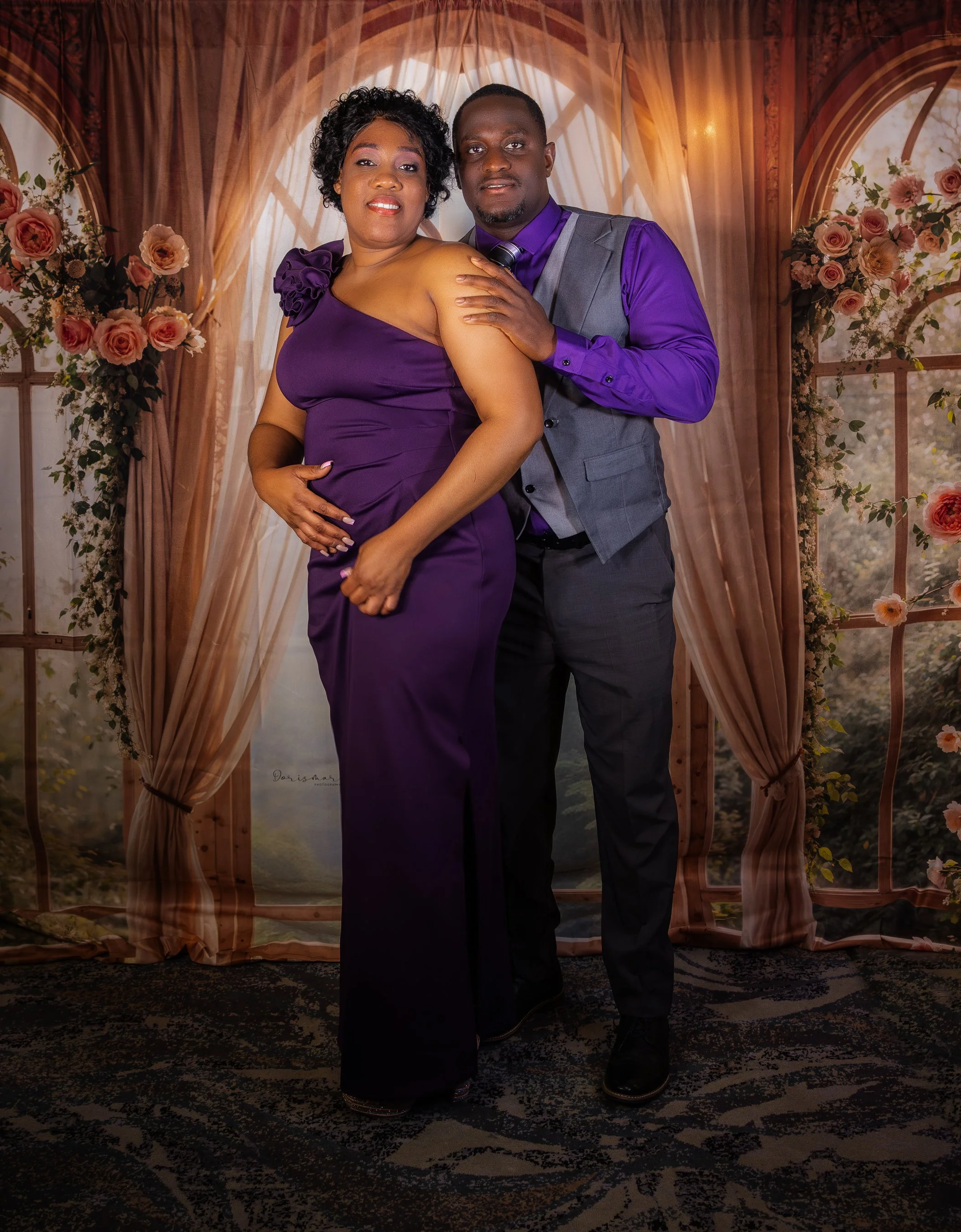 Rustic table setting at one of Laurie’s customers wedding.