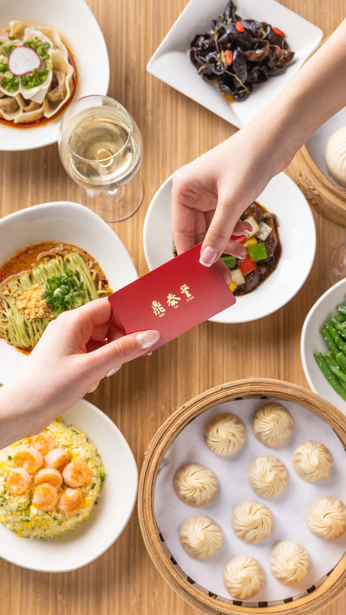 221110_TV_Din_Tai_Fung_Holiday_Shoot1235-2.jpg