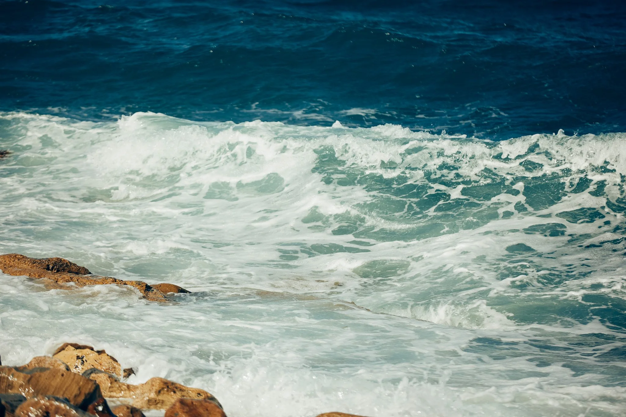 10_Beach_Walking_0302-3.jpg