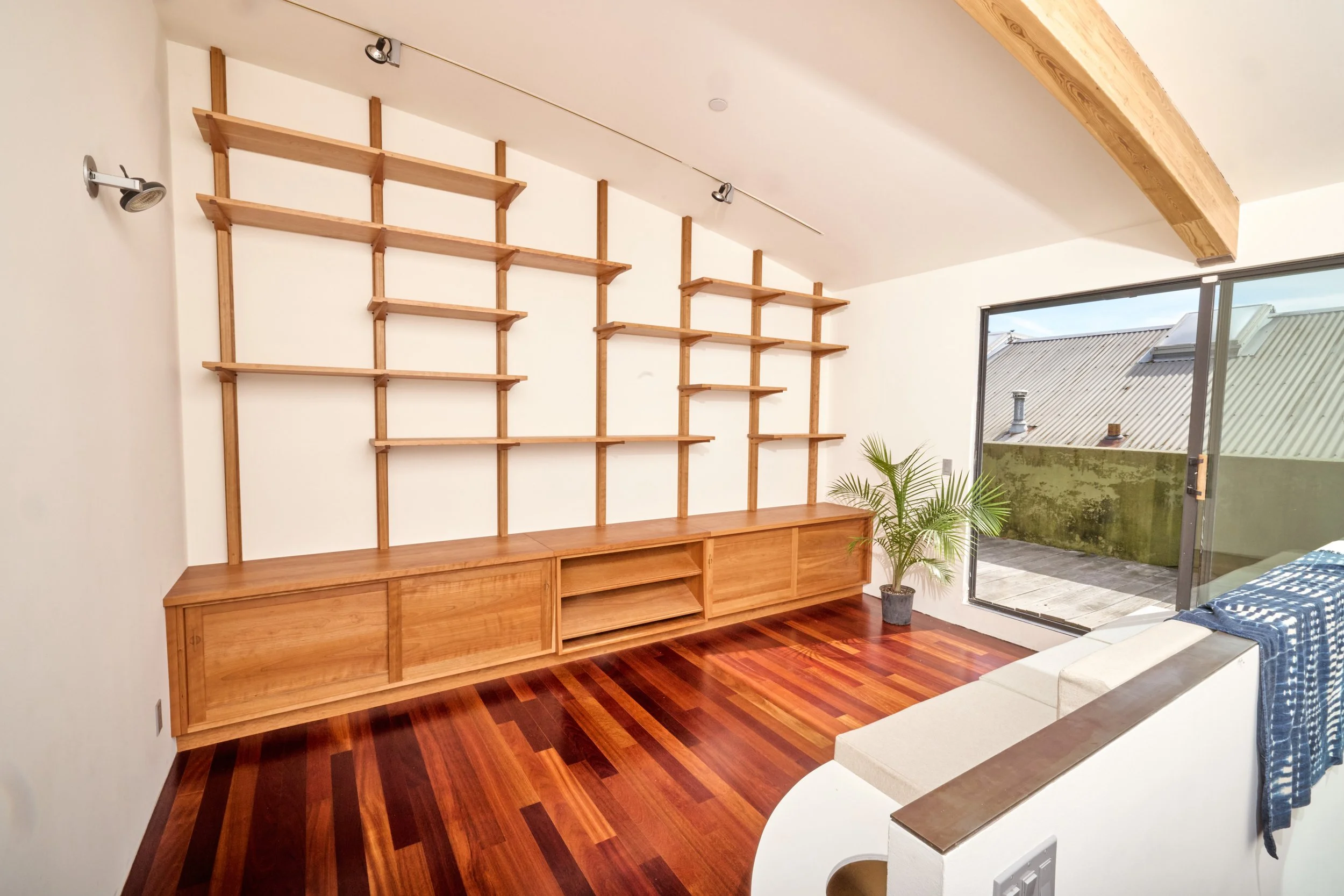 Kirk_Furniture_02_15_20250446.jpg