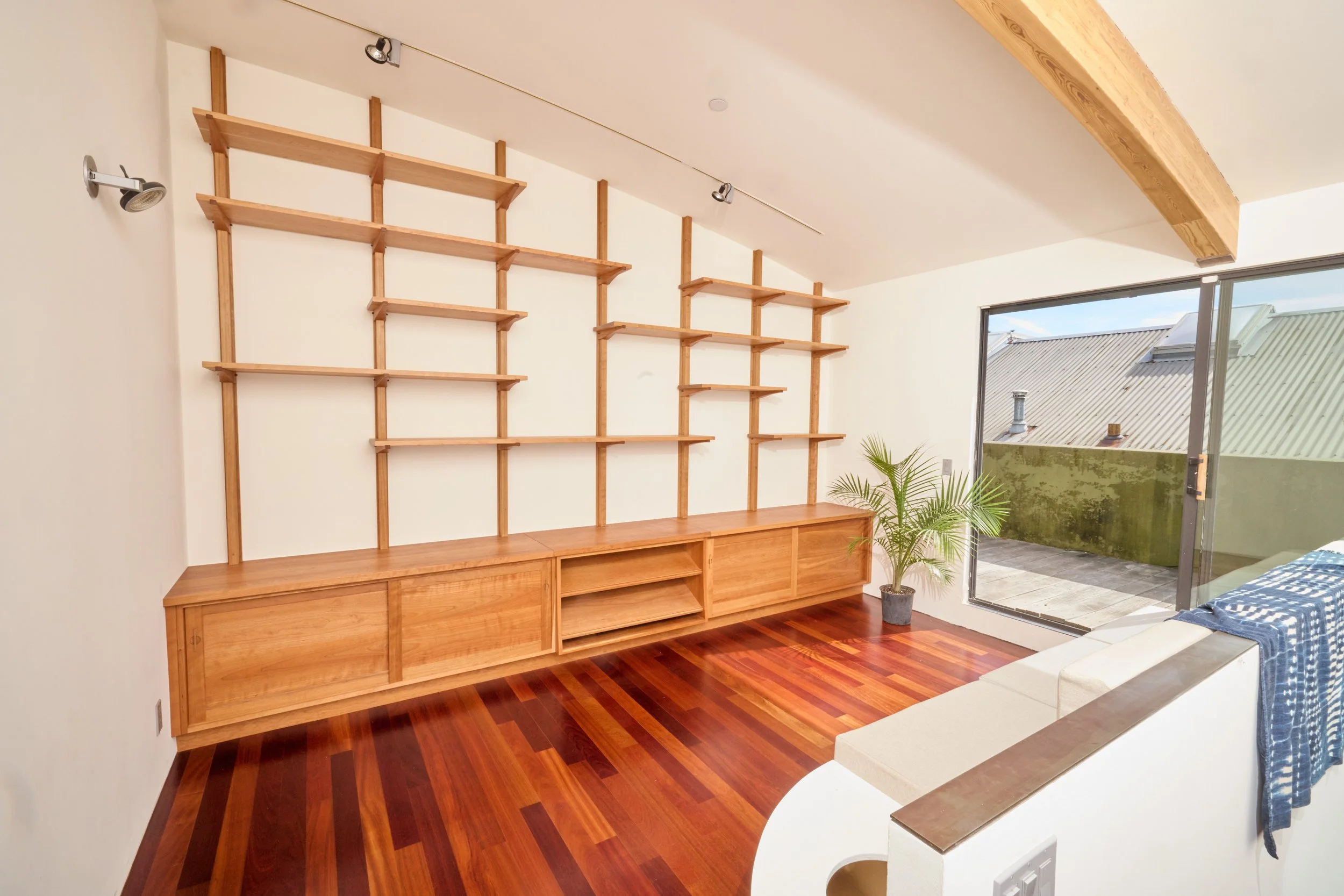 Kirk_Furniture_02_15_20250447.jpg