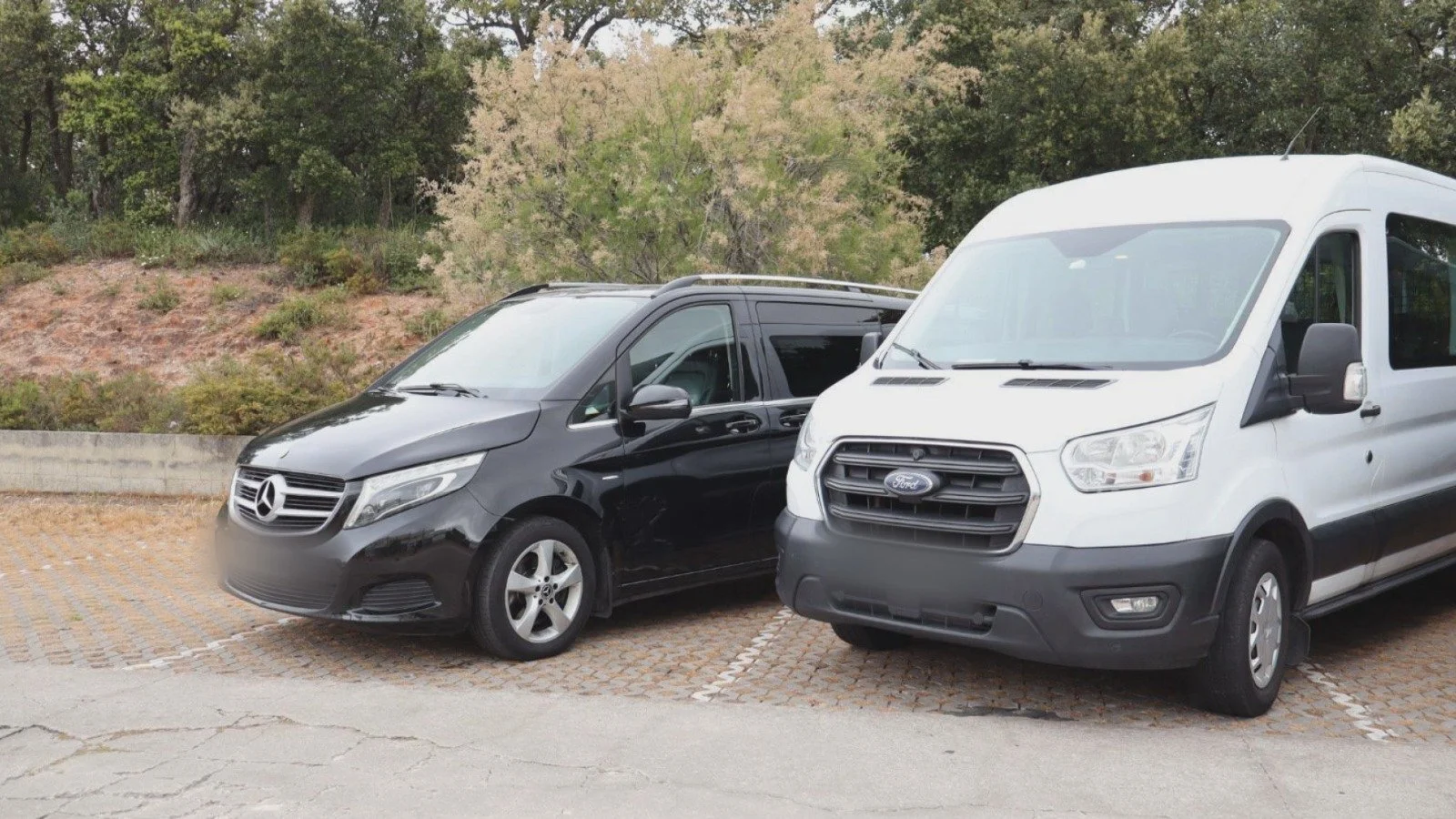Frota Duque Estrada – viatura executiva Mercedes e minibus disponíveis para transfer e transporte de grupos - serviço Nacional