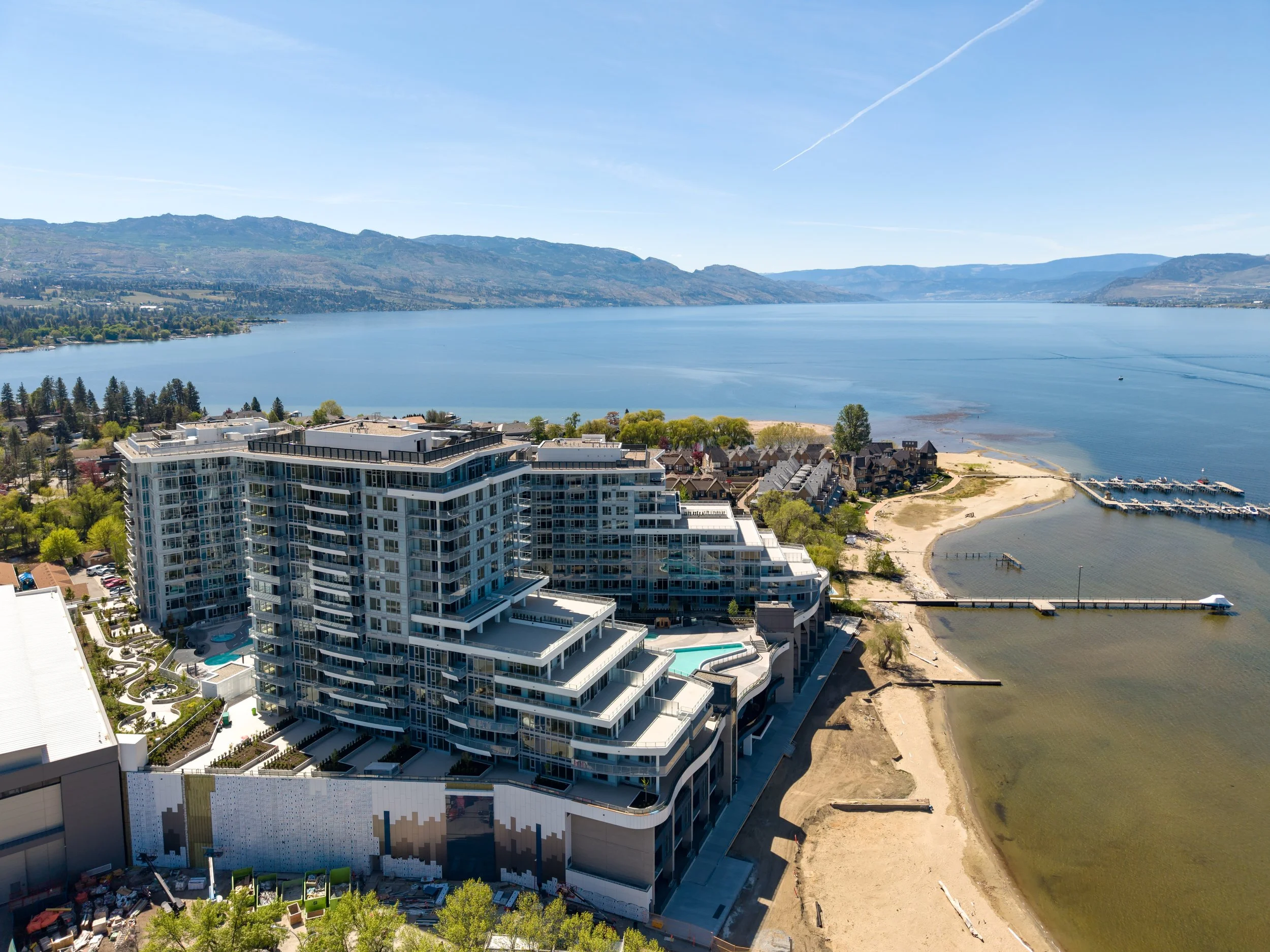 Tower 2 at AQUA Waterfront Village