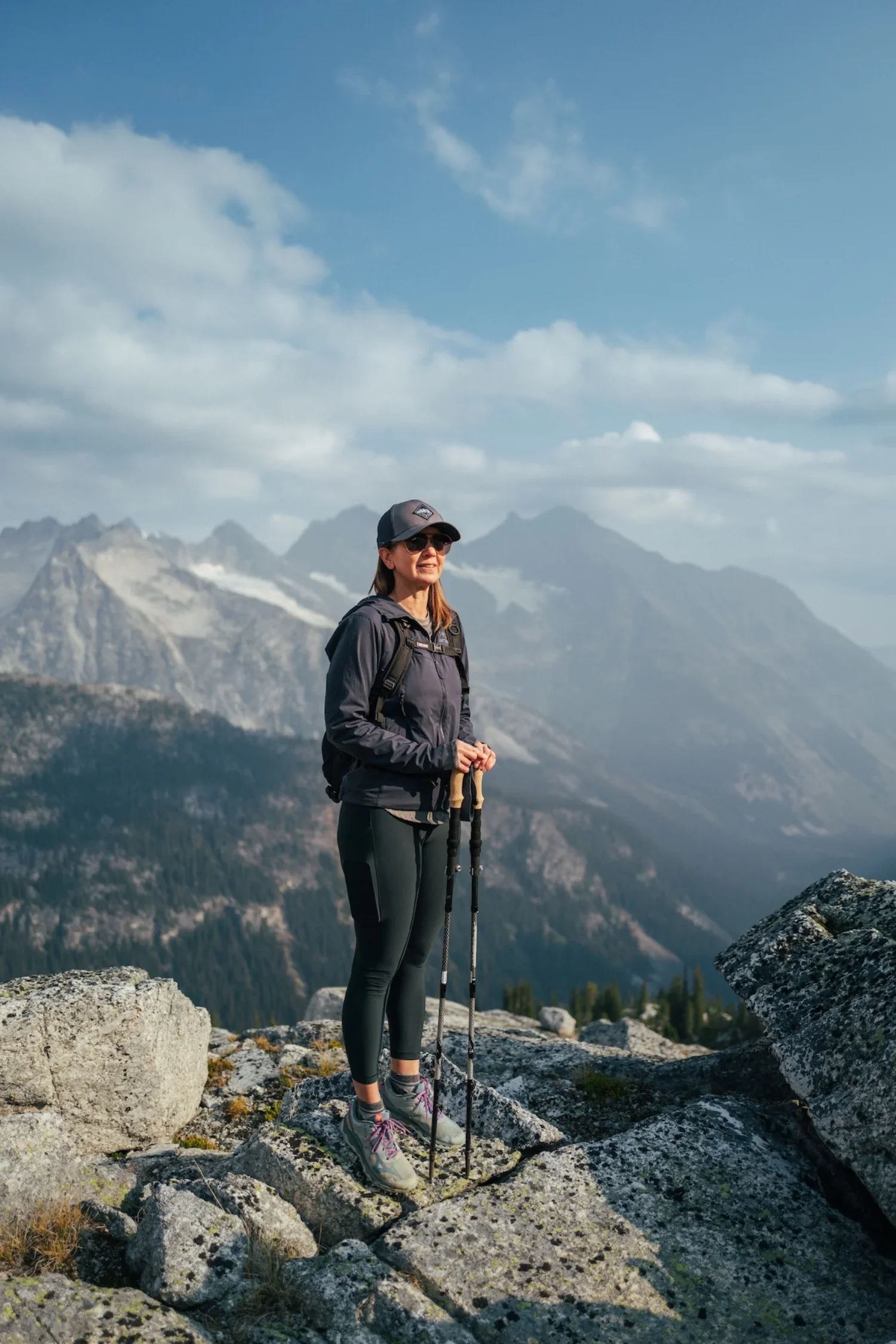 Heli-Hikes_British Columbia_BattleAbbey_dmX56.webp