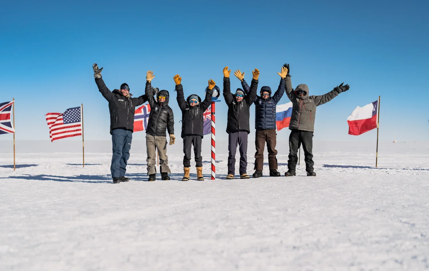 dmX_The Grand Traverse_Antarctica Expedition32.webp