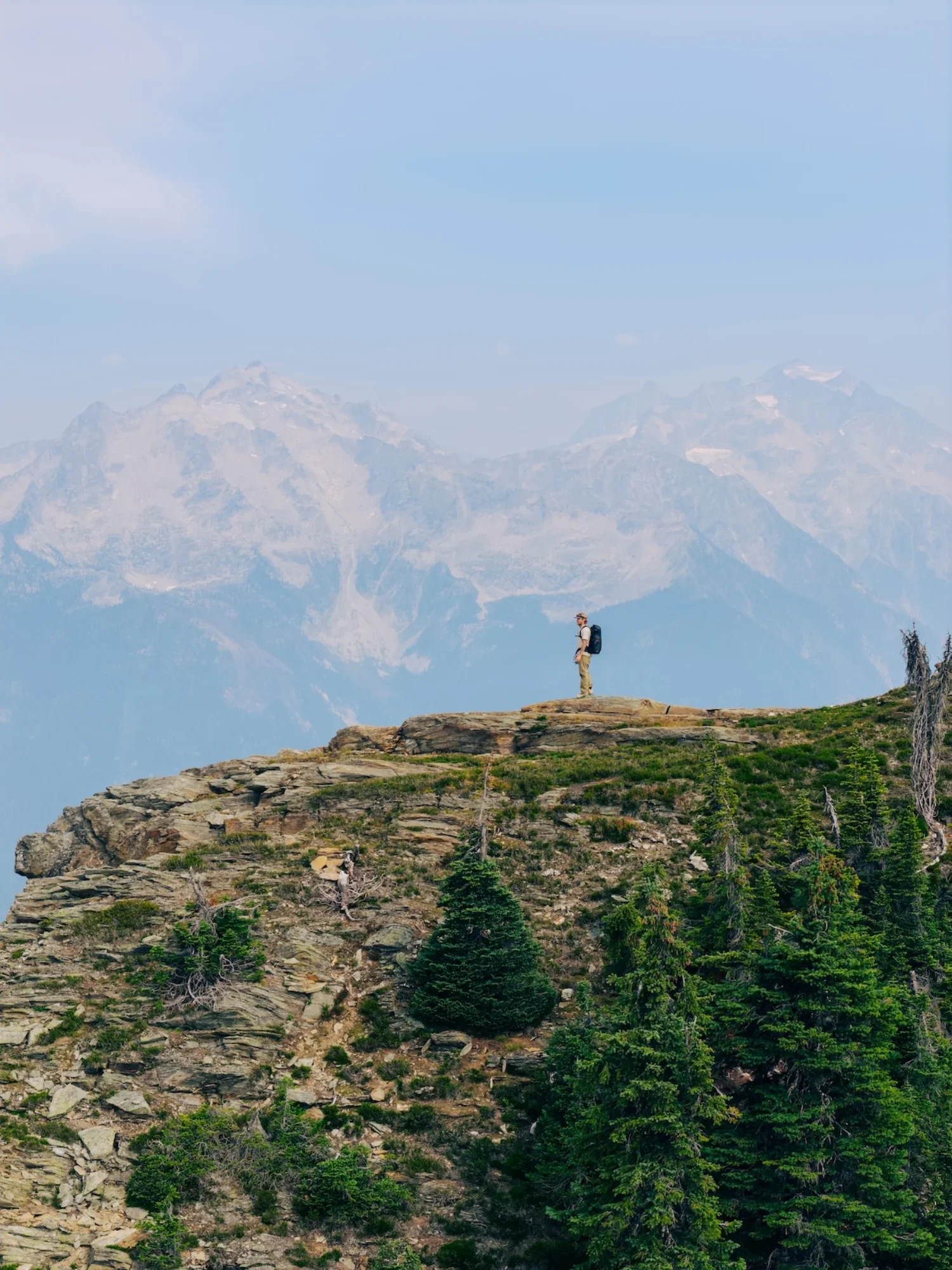 Heli-Hikes_British Columbia_BattleAbbey_dmX59.webp