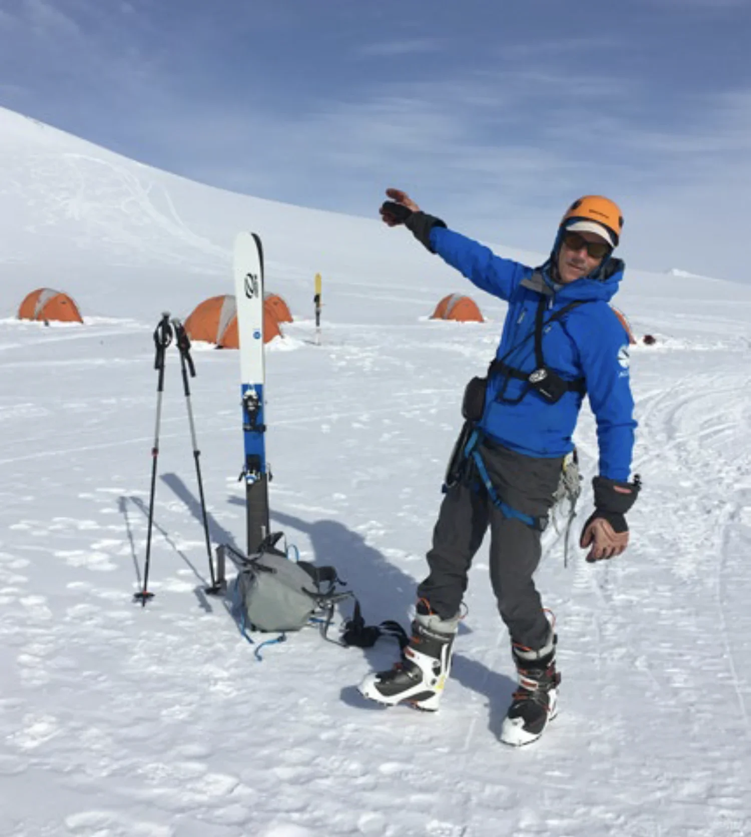 dmX_South Pole Overnight_Page_08_Image_0004.webp